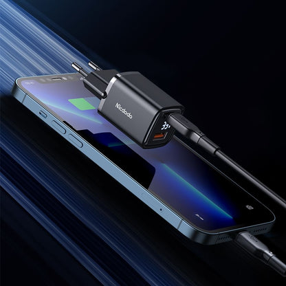 McDodo CH-1701 Graphite Display Network Charger, 33W, 3A, 1 x USB-A - 1 x USB-C, Black